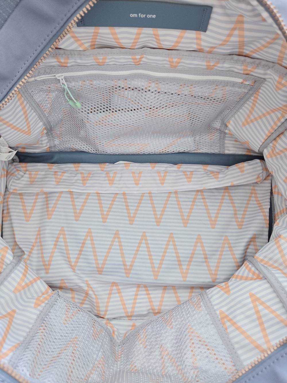 Om For All Bag, BLUE DENIM. Duffle Vintage LULU Y2K - Picture 9 of 10